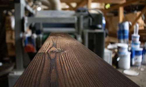 Браширование древесины