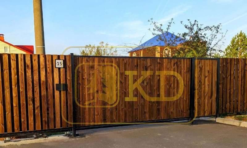 Забор штакетник Каменное дерево_95